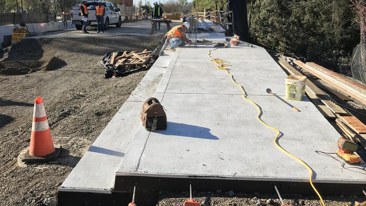 Image of progress on the La Road Bridge construction.
