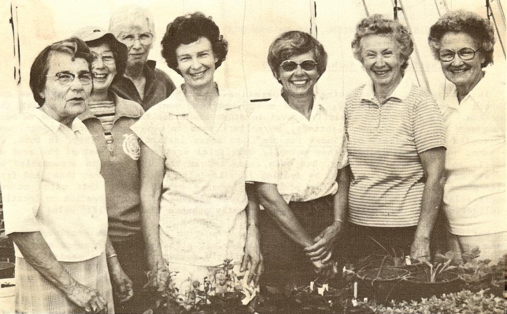 old photo of Thelma Dietrcik, Nancy Crosby, Betty Woodbury, Pat Miller, Betty Quick and Shirley Newhall.